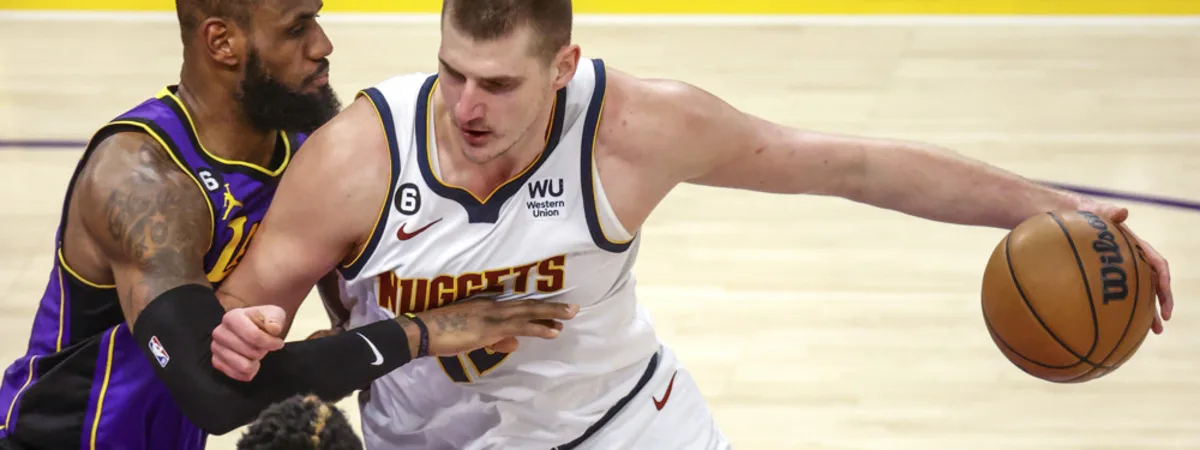 赛道内外都 赛道内外都